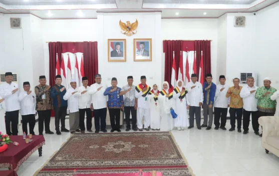 Ketua DPD BKPRMI Kota Gunungsitoli Hadir pada Pelepasan Jemaah Haji