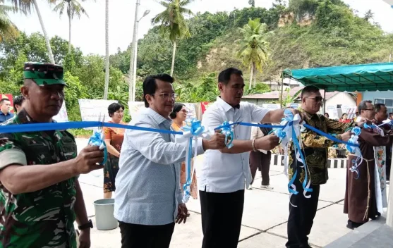Bupati Nias Selatan Resmikan Klinik Utama Mulia di Teluk dalam