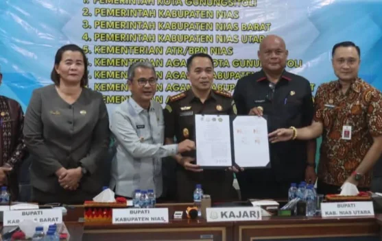 Kejari Gunungsitoli Teken Kerja Sama Percepatan Pendaftaran Tanah Wakaf