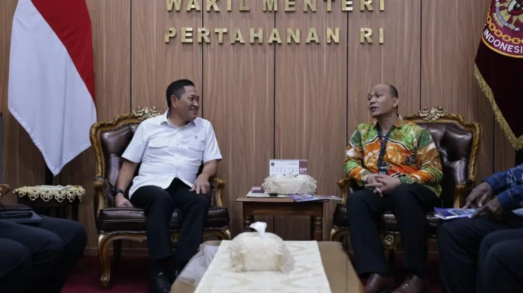 Wamenhan Terima Audiensi IA ITB Pengda Papua dan Papua Barat
