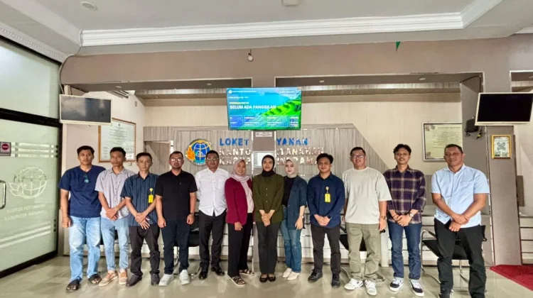 Kantah Indramayu Layani Pemudik Urus Pertanahan saat Libur Lebaran