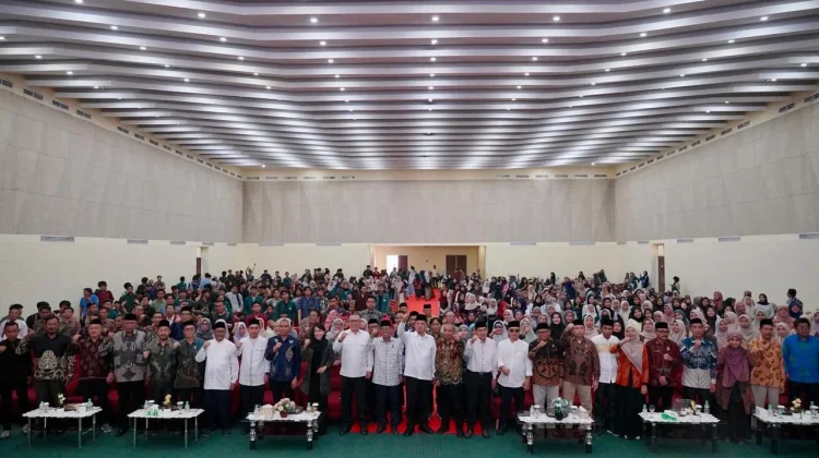 Menteri Nusron dan Rektor UIN Teken MoU, Mahasiswa Bantu Legalisasi Tanah Wakaf
