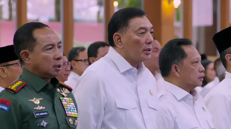 Menhan Hadir, Raker Pemerintah Bahas Penyelenggaraan Haji dan Evaluasi Izin Usaha