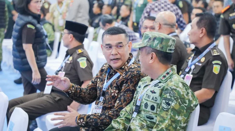 Wamen Ossy Saksikan Penyerahan Denda Administratif Rp11,4 Triliun oleh Satgas PKH