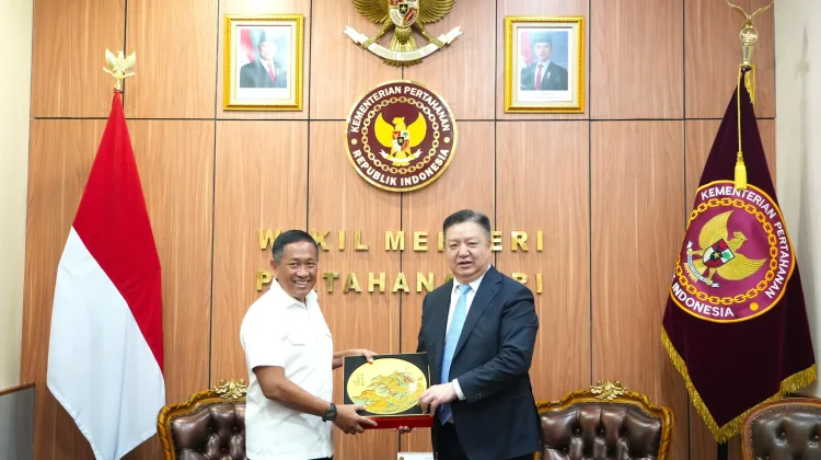 Wamenhan Terima Audiensi CEO Aerospace Long-March International