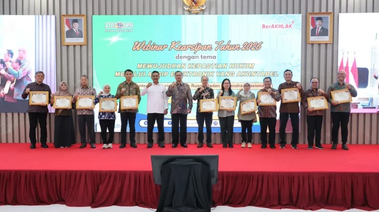 Kementerian ATR/BPN Raih Penghargaan atas Penyelamatan dan Pelestarian Arsip