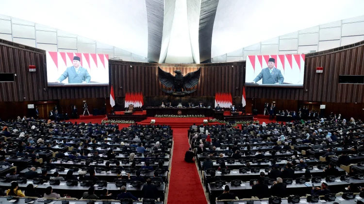 Menhan Menghadiri Rapat Paripurna DPR RI