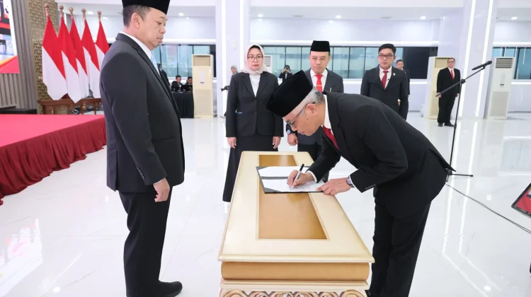 Lantik 130 Pejabat, Menteri ATR/Kepala BPN: Berikan Manfaat dan Pelayanan yang Adil