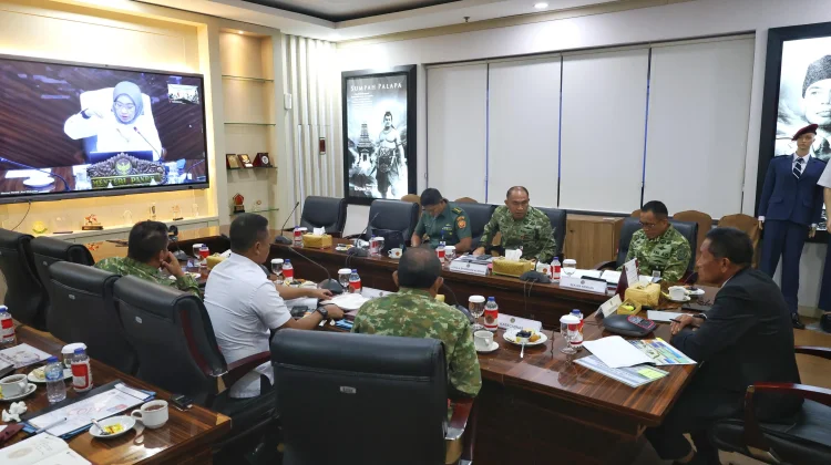 Wamenhan Hadiri Rapat Persiapan Pengumuman Hasil Seleksi SDM KDKMP dan KNMP