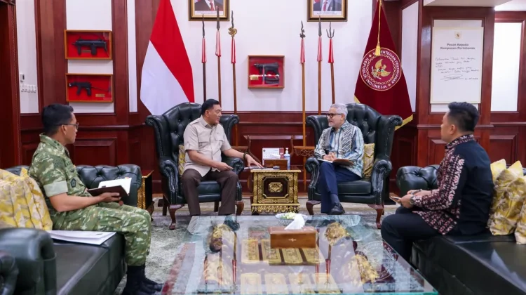 Menhan Terima Duta Besar Luar Biasa dan Berkuasa Penuh RI untuk Jerman