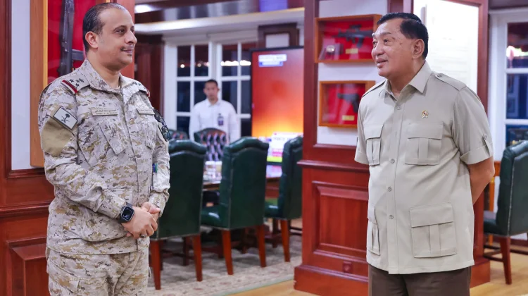 Menhan Sjafrie Terima Kunjungan Athan Kerajaan Arab Saudi untuk Indonesia