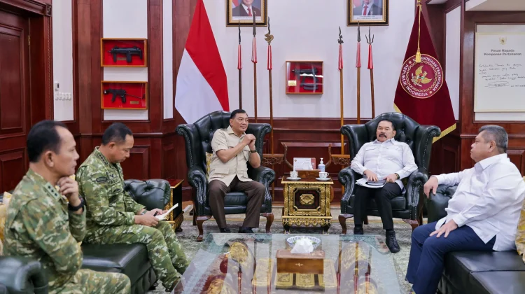Menhan Pimpin Evaluasi Satgas Penertiban Kawasan Hutan