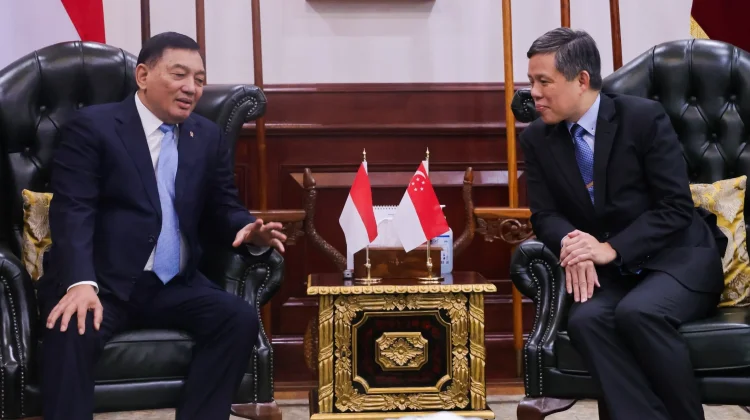 Menhan Sjafrie Terima Kunjungan Menhan Singapura