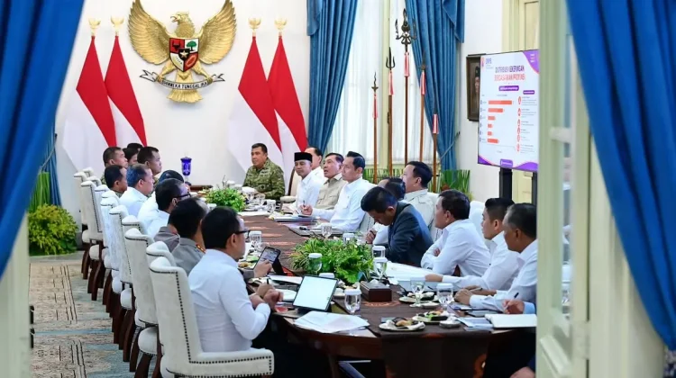 Menhan Sjafrie Hadiri Rapat Terbatas Bahas Antisipasi Dampak El Nino Dan Bencana
