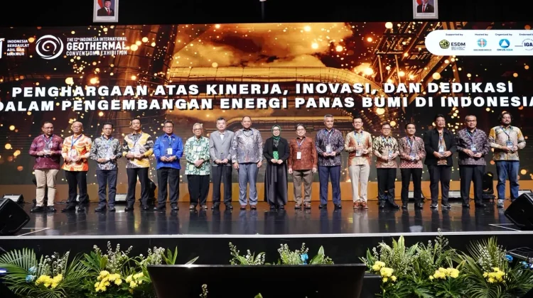 Kementerian ATR/BPN Terima Penghargaan dari Kementerian ESDM