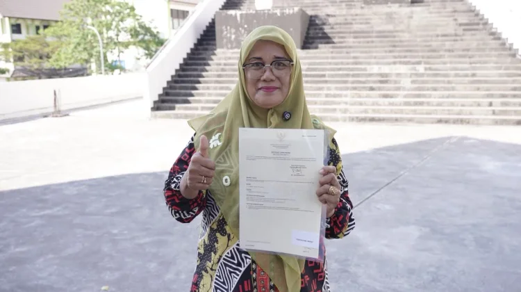 Selembar Sertipikat Menjaga Amanah Tanah Wakaf