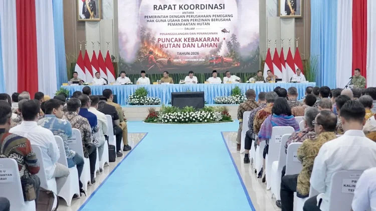 Menteri Nusron Peringatkan Pengusaha: Kebakaran Lahan Dapat Batalkan HGU