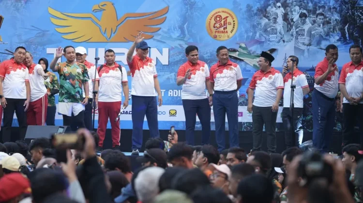 Menhan Sjafrie Hadiri TNI Run 2026 di Monas