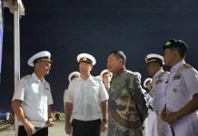 Pererat Diplomasi Maritim, Wamenhan RI Hadiri Undangan Resepsi di Atas Kapal Rusia