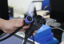 Standardisasi Plug dan Socket Percepat Adopsi Kendaraan Listrik Roda Dua