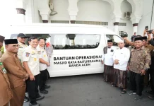 Kaposwil PRR Aceh dampingi Ketua Satgas di APEKSI dan Beri Bantuan Masjid Raya