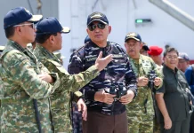 Menhan Sjafrie Tinjau Latihan Gabungan TNI di Perairan Karimunjawa
