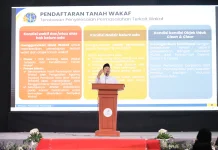 Menteri ATR/BPN Serahkan Seribu Lebih Sertipikat Tanah Wakaf dalam ICOP 2026