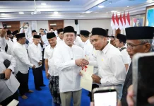 Menteri ATR/BPN Serahkan 243 Sertipikat Tanah Wakaf di Jawa Tengah