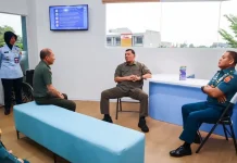 Menhan Sjafrie Tinjau Apotek Farmasi Pertahanan Baharwathan Kemhan di RSPPN