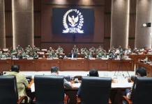 Wamenhan Hadiri Raker Komisi I DPR RI, Bahas Persetujuan Hibah Alpalhankam