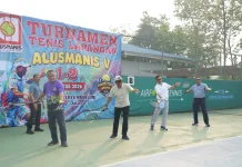 Wamenhan Buka Turnamen Tenis Beregu Alusmanis V 2026