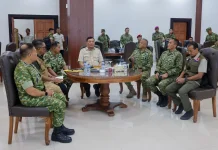 Menhan Sjafrie Pimpin Rapat Penanganan Karhutla di Riau