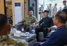 Kunker ke Malinau, Menhan Sjafrie Tinjau Yonif TP 921/Alang Impang