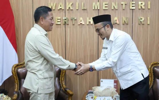 Wamenhan Terima Audiensi Wali Kota Subulussalam Bahas SDM
