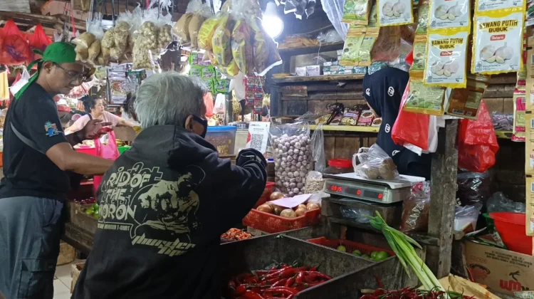 Awal Ramadan, Harga Cabai di Jakbar Melonjak Tajam