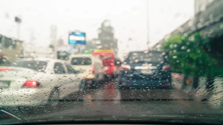 Genangan Air Ganggu Sejumlah Ruas Jalan Jakarta Pagi Ini