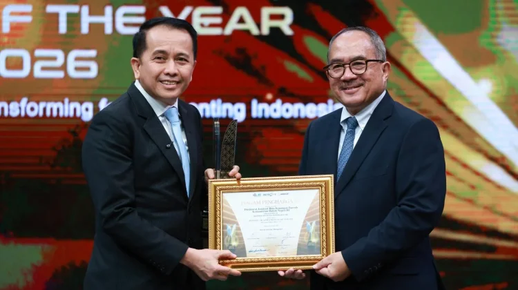 Konsisten Perkuat Tata Kelola Keuangan, Dirjen Kemendagri Raih Penghargaan