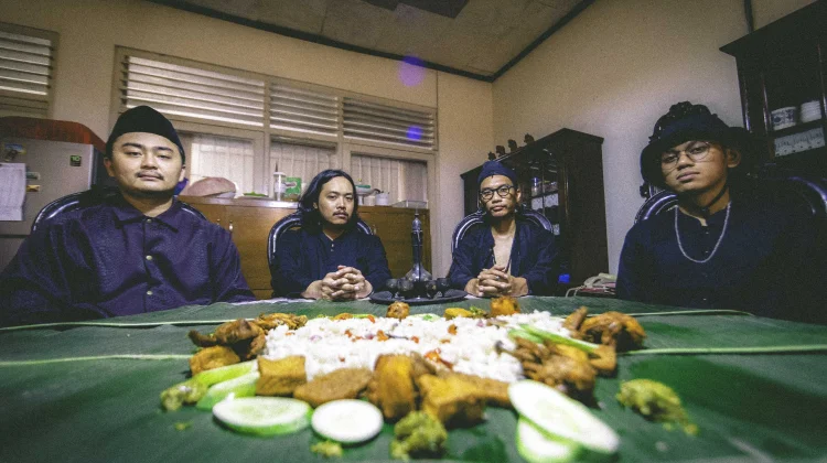 Basajan Rilis Nadoman jelang Album Perdana