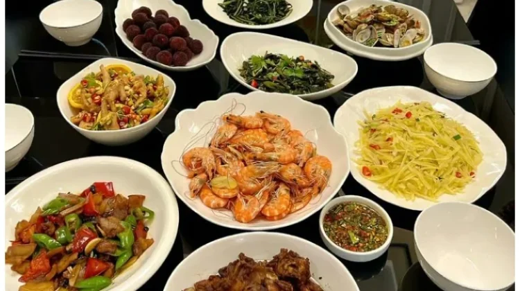 Sahur Sehat, Puasa Kuat: Ini Rekomendasi Menu Bergizi untuk Awali Hari