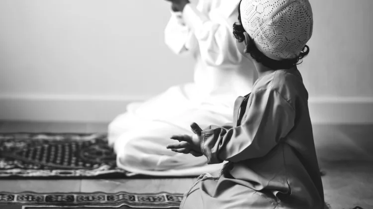 Bijak Ajak Anak ke Tempat Ibadah, Orang Tua Perlu Persiapan dan Kesabaran