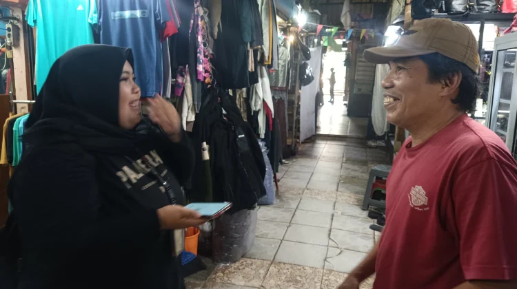 Pasar Ular: Dulu Diserbu Artis, Kini Bertahan Digempur Online