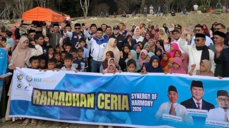 KNPI Santuni Hampir Seribu Anak Korban Banjir di Aceh