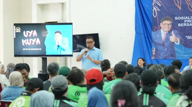 Uya Kuya Sebut Program MBG Dorong Ekonomi Masyarakat