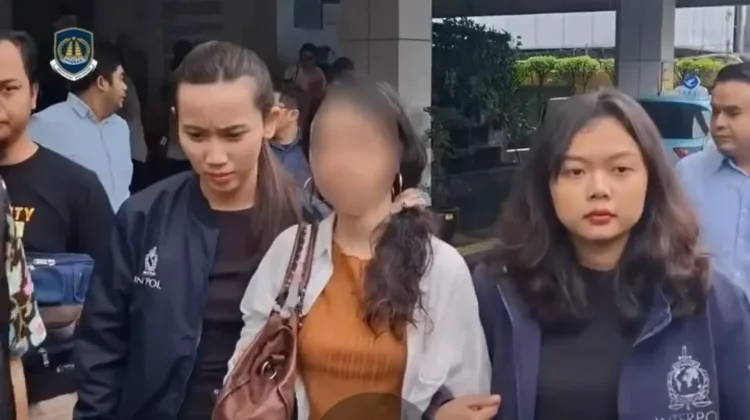 Imigrasi Jakarta Selatan Tangkap WN Portugal Buronan Interpol Kasus Pembunuhan