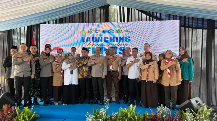 Kapolda Metro Jaya Luncurkan Forum Kemitraan Polri dan Masyarakat Sekolah