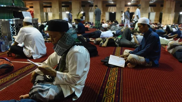 Niatkan I‘tikaf Setiap Memasuki Masjid