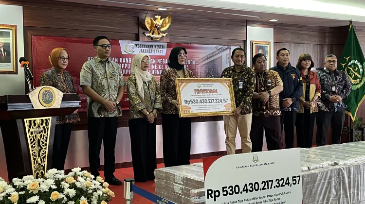 Kejari Jakbar Setor Rp530 Miliar Uang Rampasan Kasus Judi Online ke Negara