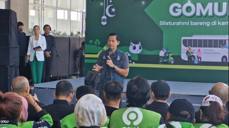Menko AHY Lepas Mudik Gratis Mitra Ojek Online