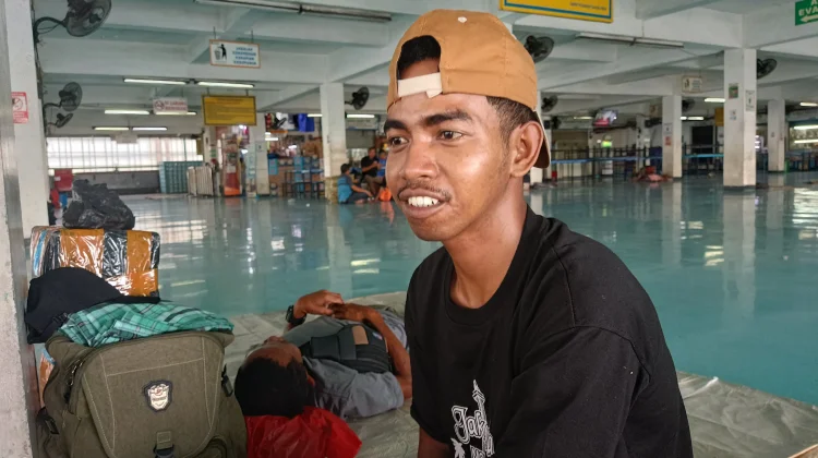 Potret Nelayan Lokal: Mencari Ikan di Perairan Nusantara