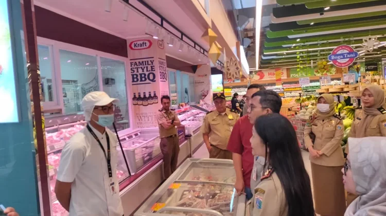 Sudin Nakertransgi Jakbar Terima Aduan THR dari 40 Perusahaan